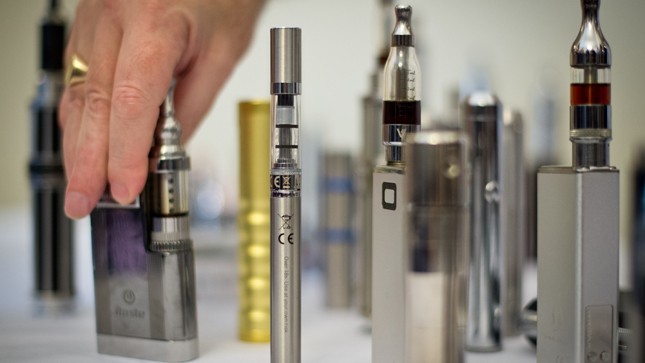 Fight over e-cig safety heats up